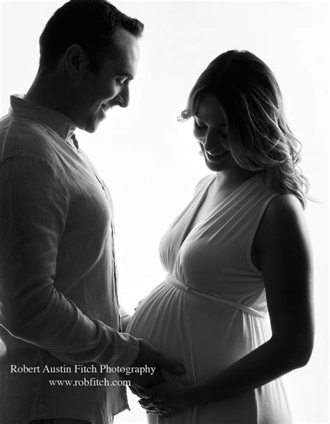 pregnant woman with husband pictures|couple intimate maternity photography.